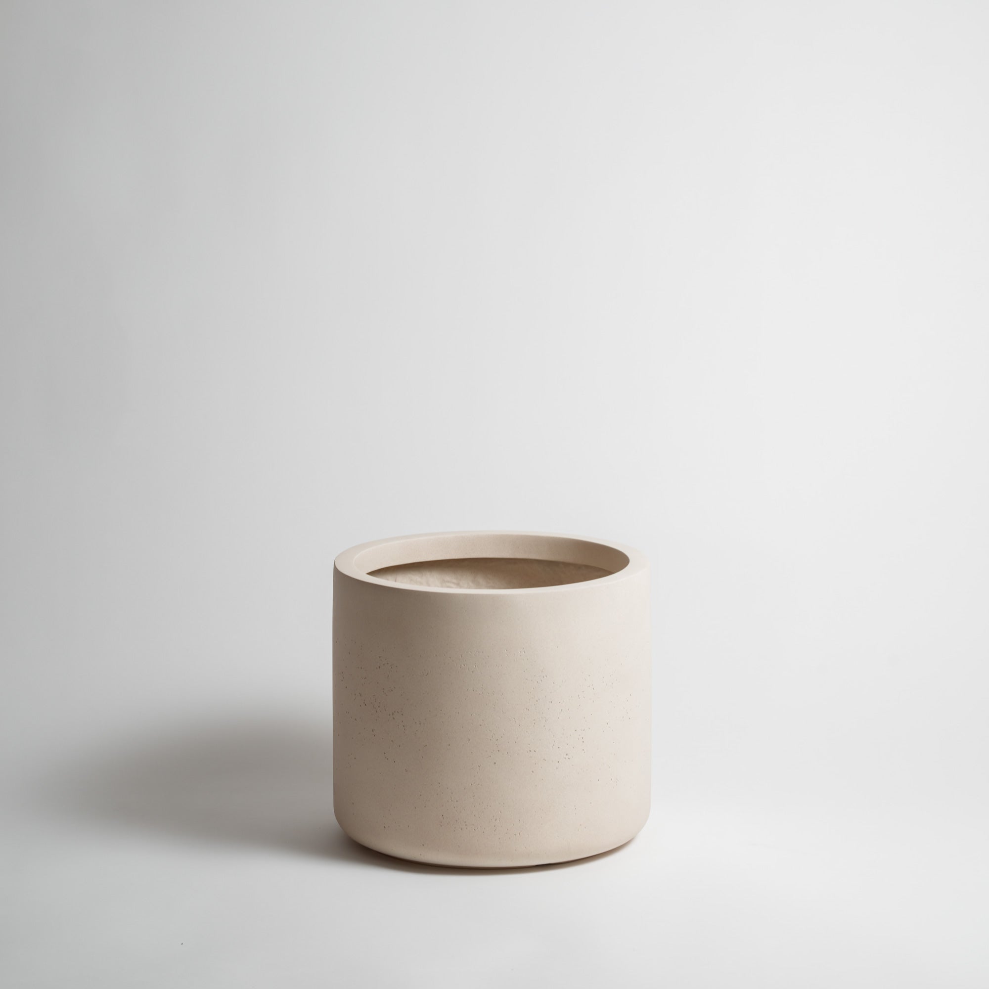 Lorimer 30 Large Planter - Image 9